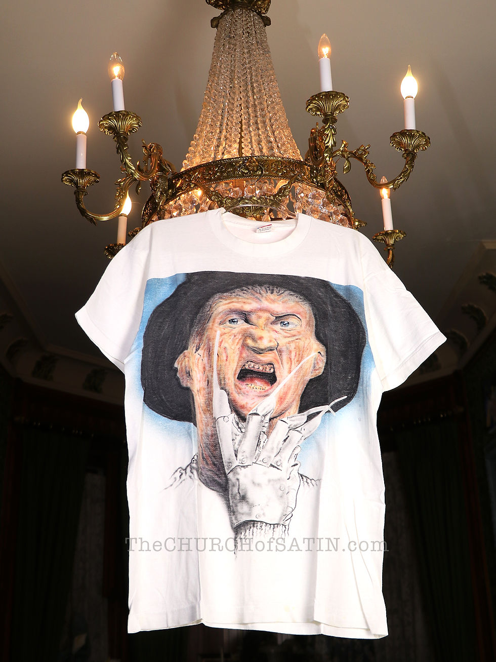 NIGHTMARE ON ELM STREET vintage Freddy Krueger horror movie t-shirt.