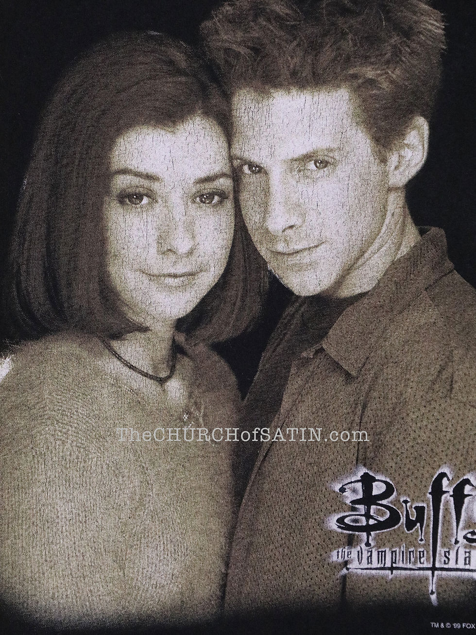 Vintage BUFFY THE VAMPIRE SLAYER vampire horror Willow and Oz t-shirt.