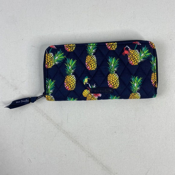 Vera Bradley Accordian Wallet NWT