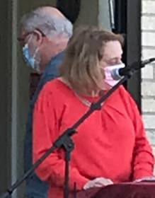 Meris Hamilton gives treasurers report.j