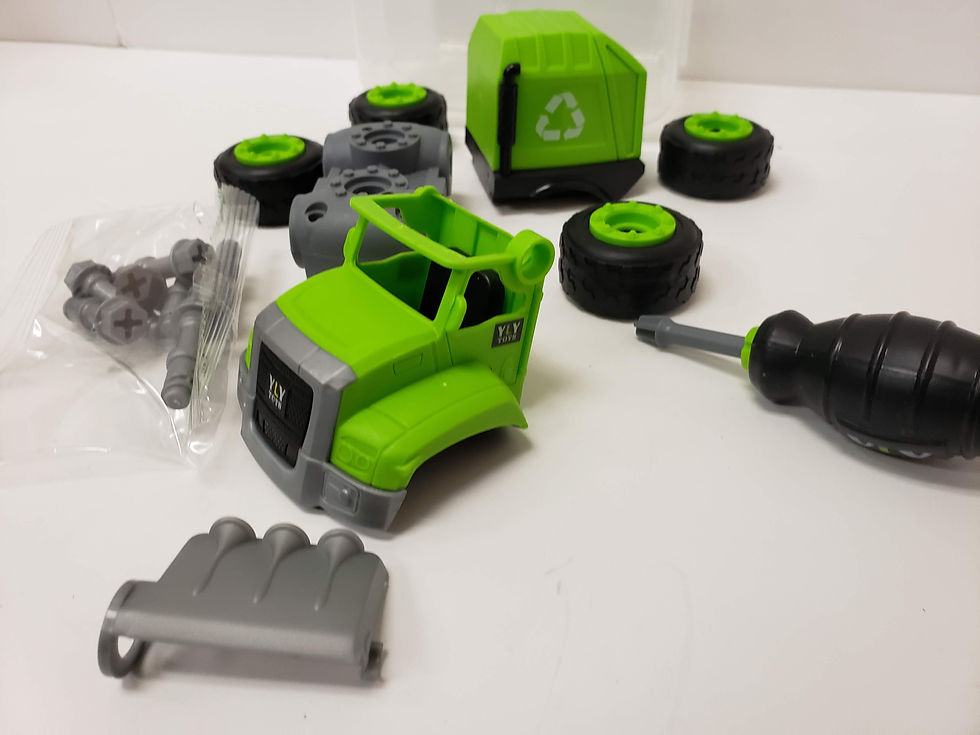 Thumbnail: DIY Construction Truck (Green)