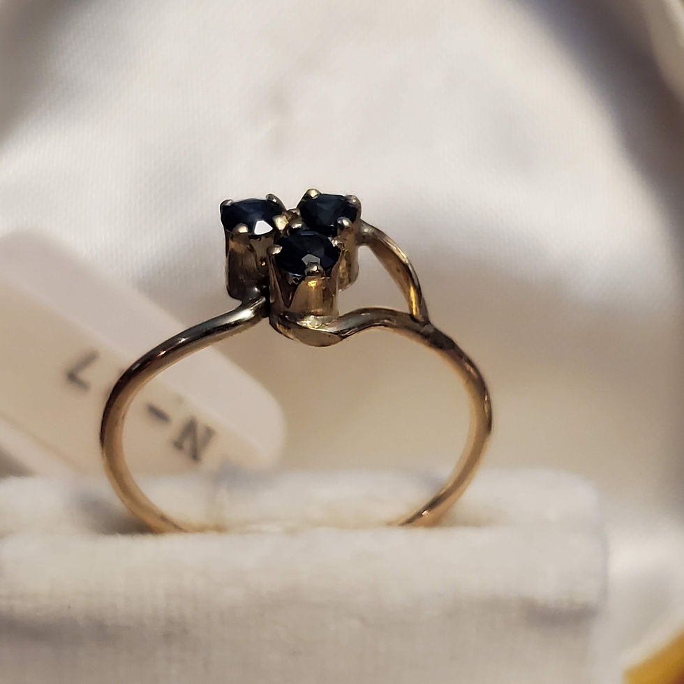 Thumbnail: 9K Gold Gemstone Ring (size 5)