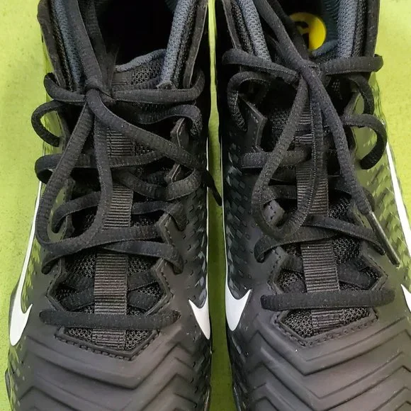 Kids' alpha menace top shark 2 football cleats