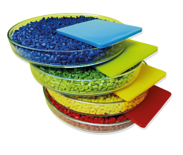 4 cores diferentes de polietileno