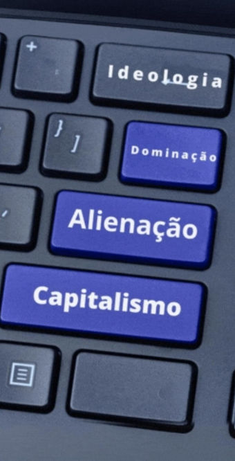 Contra o Preconceito e Alienação e a Favor do Pensamento Crítico