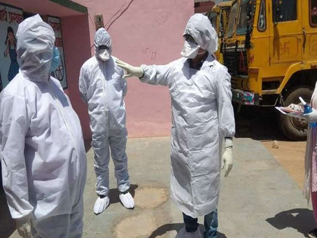 गंगापुरसिटी में कोरोना सर्वे के लिए पहुंची टीम से अभद्रता, मारपीट पर उतारू लोगों से भागकर बचाई जान