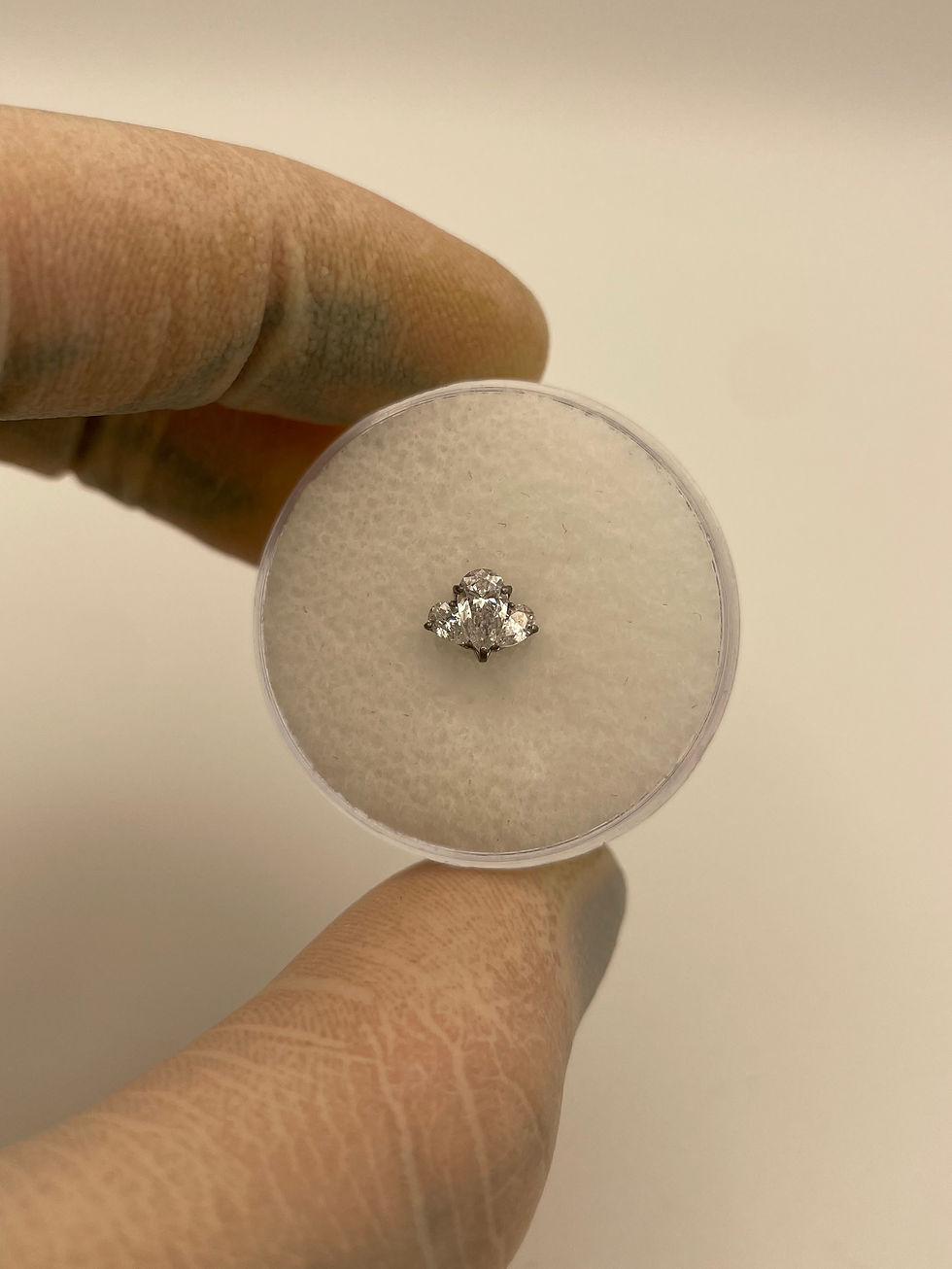 Thumbnail: Pear prong cluster