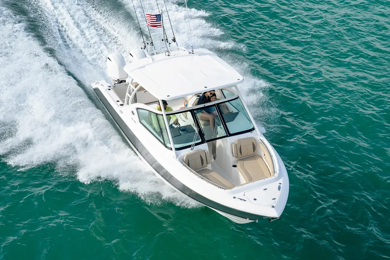channel.R Pursuit DC266