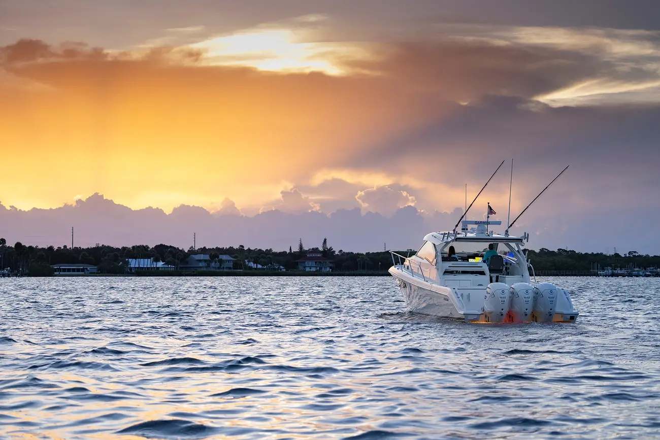 channel.R Pursuit OS405
