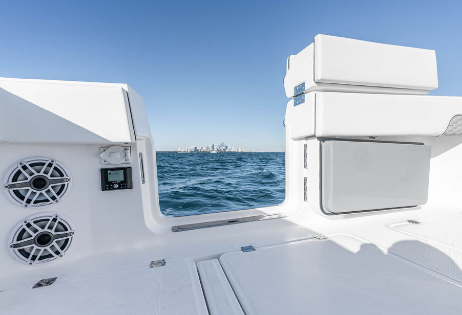 channel.R Invincible 46 Catamaran