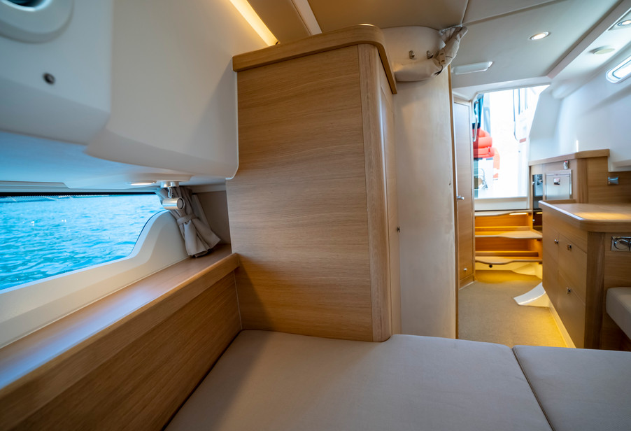 channel.R Nimbus T11