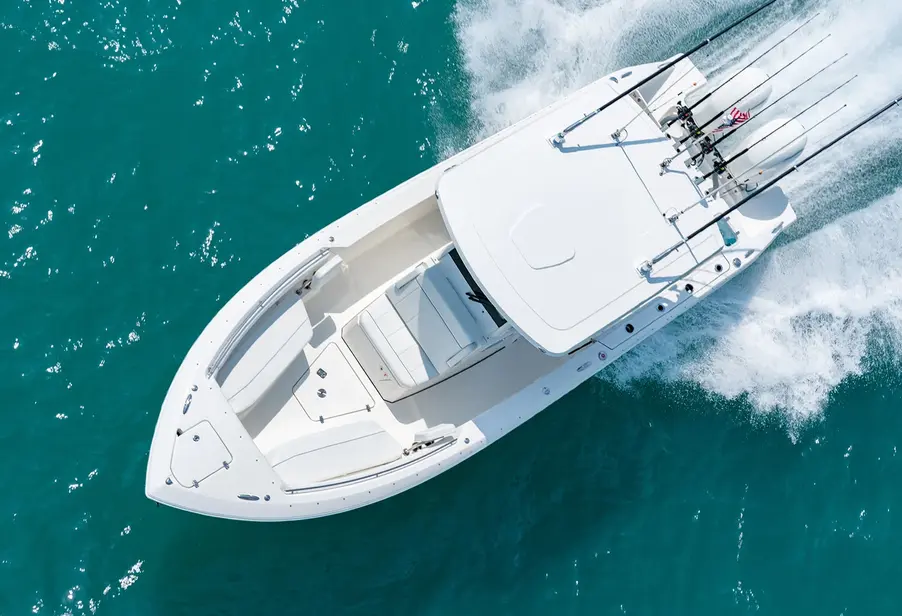 channel.R Pursuit S268