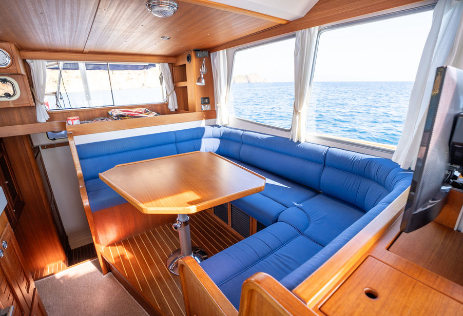 channel.R Targa 44 - Yedi