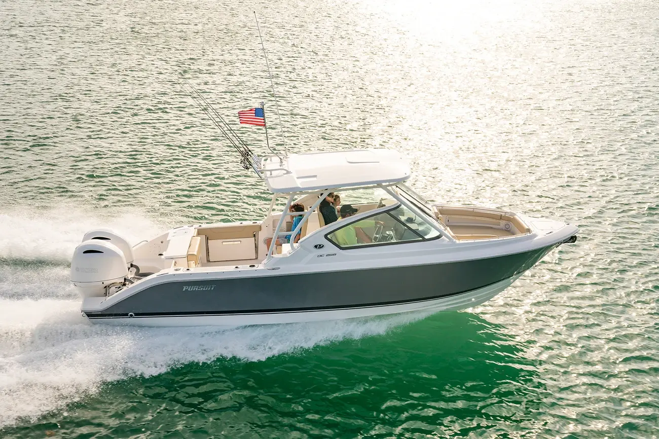 channel.R Pursuit DC266