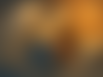 Ilustração digital semi-realista de uma criança adormecida sob grandes asas brancas e suaves, simbolizando Jesus protegendo e acolhendo com amor e segurança. A luz suave e o ambiente sereno transmitem paz, conforto e a presença divina durante o descanso.