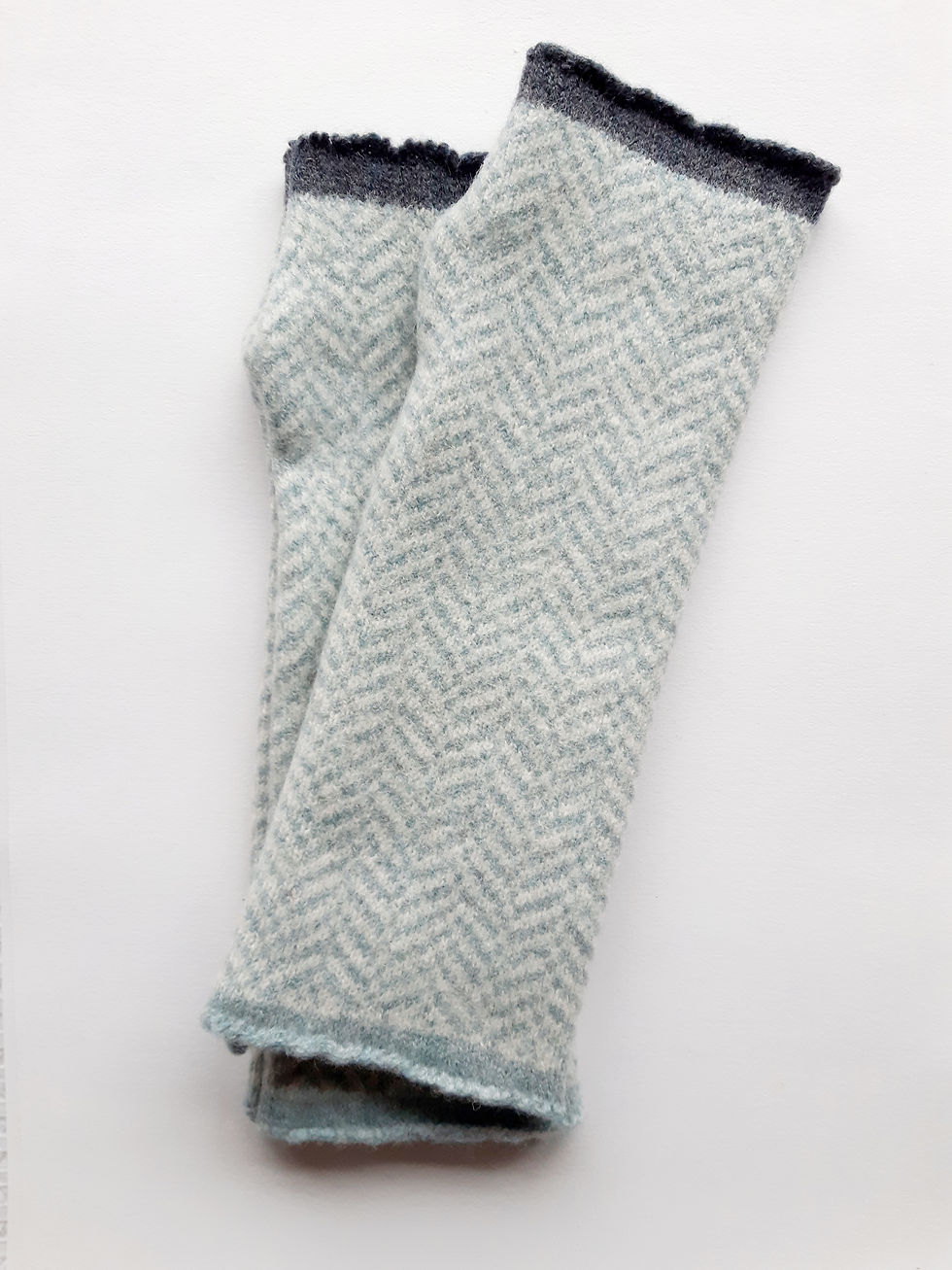 Thumbnail: Merino Handwarmers 