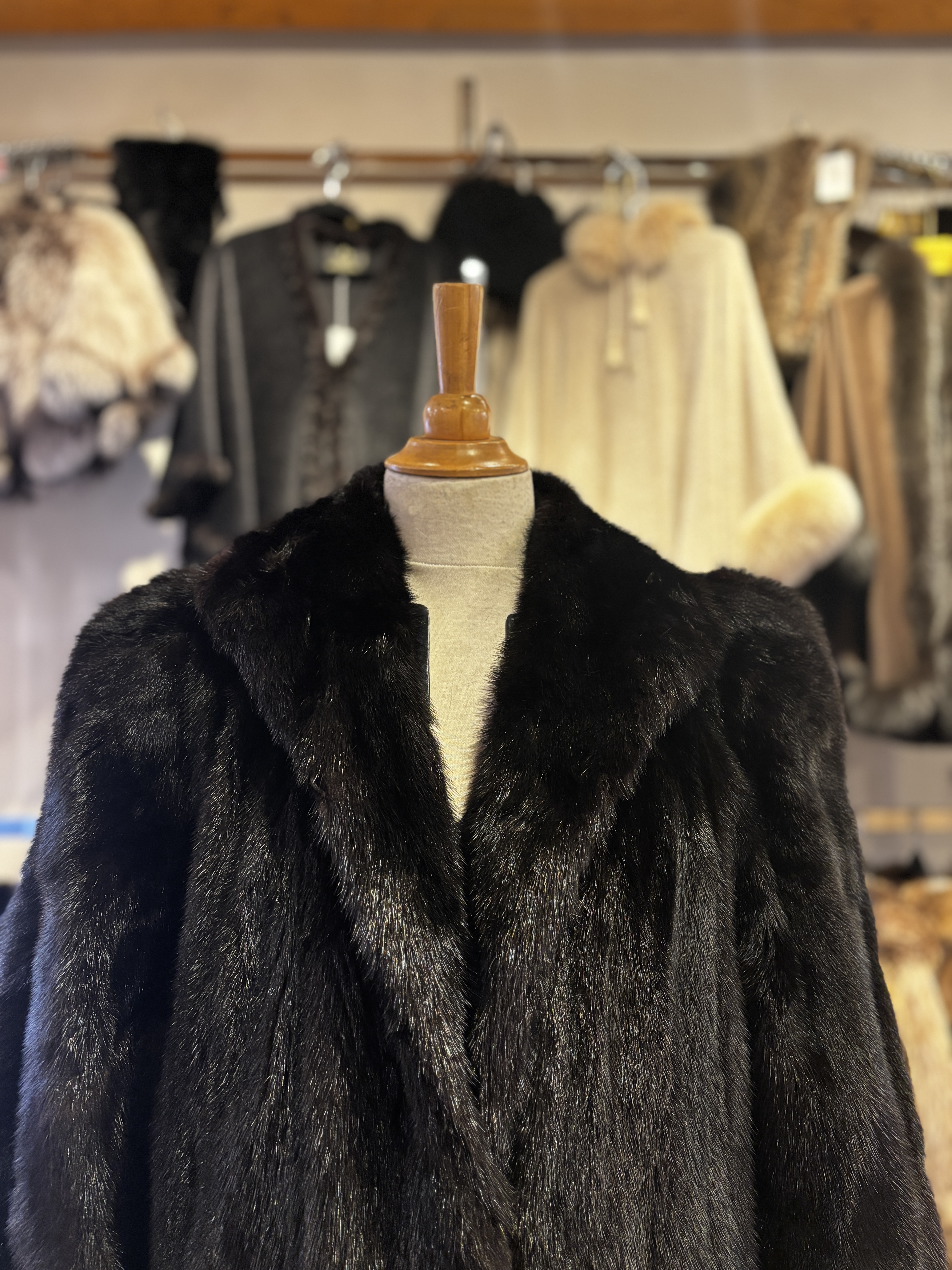 Manteau vison, Small