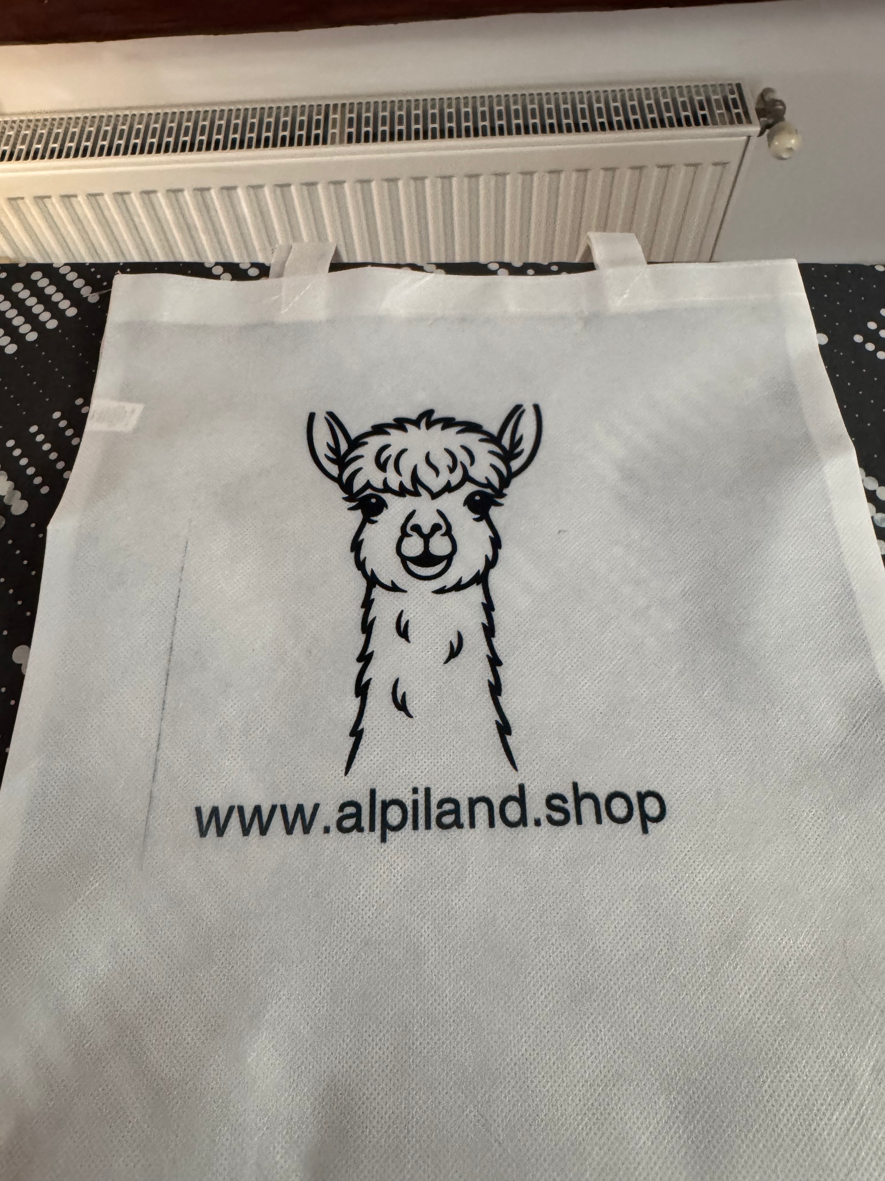 Torba „Alpiland” – lekka, pojemna i z uroczą alpaką!