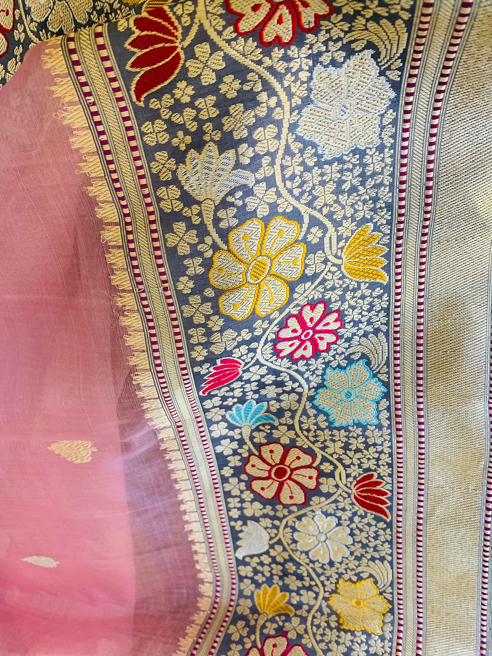 Thumbnail: Tuscany Peach Sona Rupa Banarasi Buti Kadhuan Brocade Handwoven Kora Silk Saree