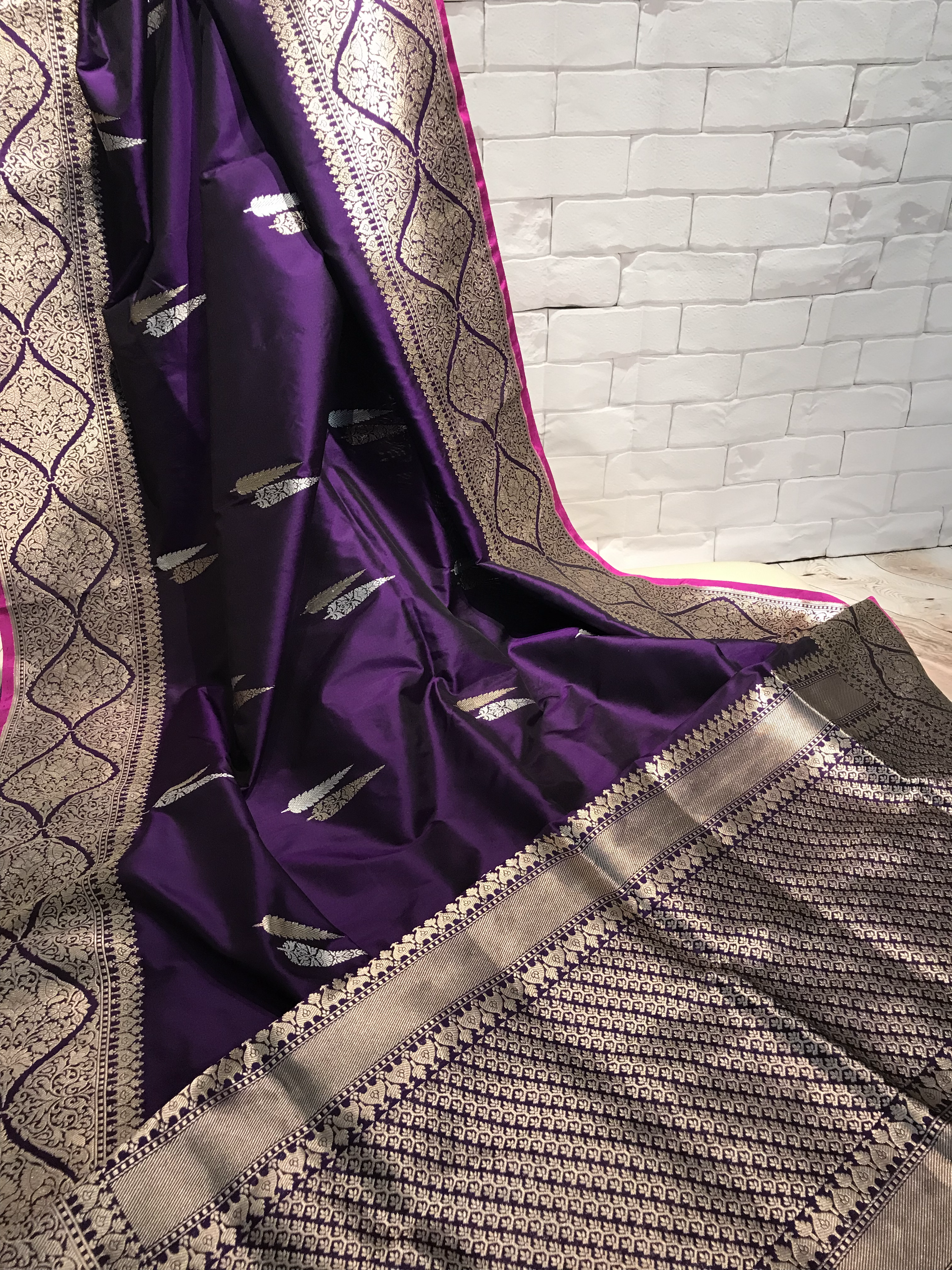 Purple Banarasi Deodara Sona-Rupa Kadhuan Brocade Handwoven Katan Silk Saree