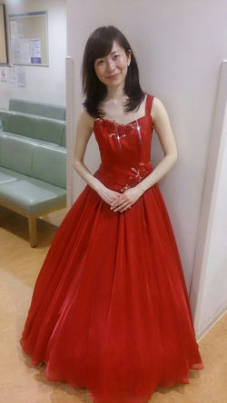 真っ赤なドレス♪ゆき