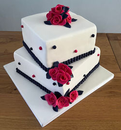 2 tier square rum cake