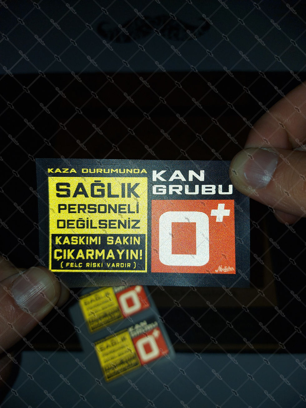 Küçük resim: BT19 6lı Set Kamuflaj Desenli Isme Ozel Kan Grubu ve Kaskımı Çıkarma Etiket Seti
