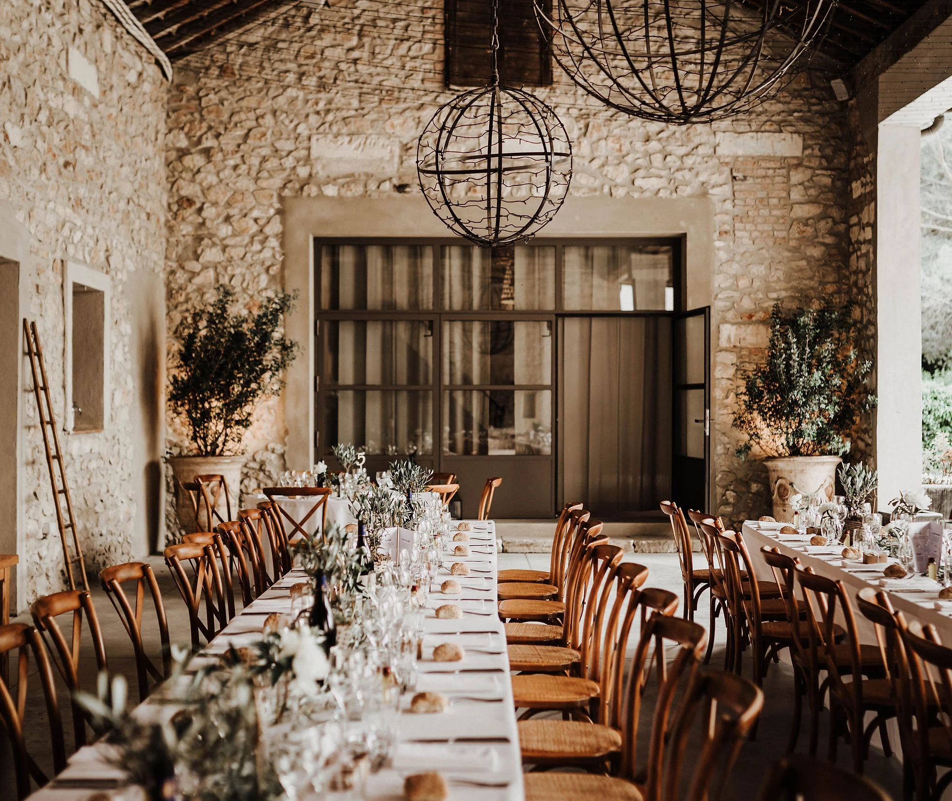 Tables de mariage photographiée par Studio 28 à Avignon