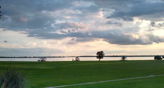 Peaceful Lake TX.jpg