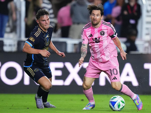 Messi salió por una molestia y generó preocupación en la Selección Argentina