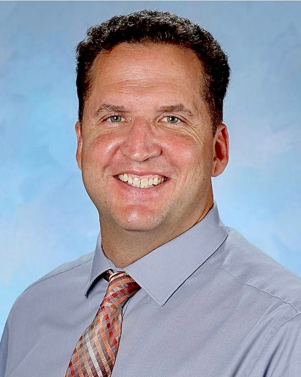 Len Gonzales, ’91 1979-1991 and 2001-present at both CSDR and CSDF