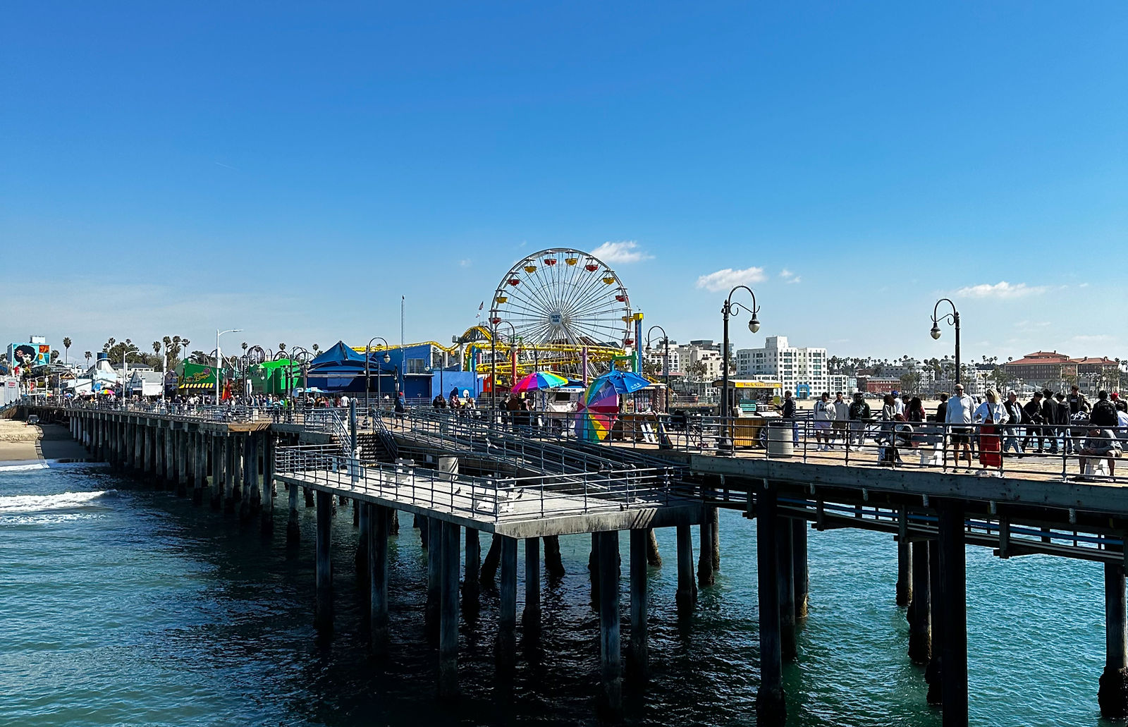 Los Angeles Travel Guide: Top Sights, Beaches & Tips