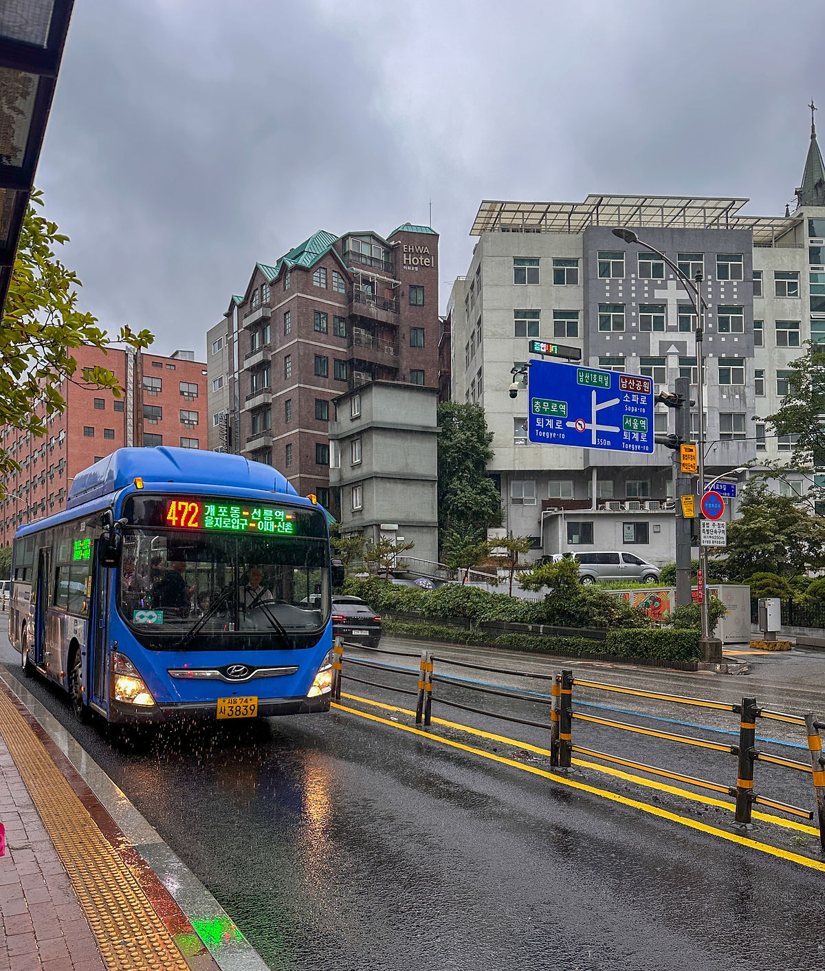 Seoul bus