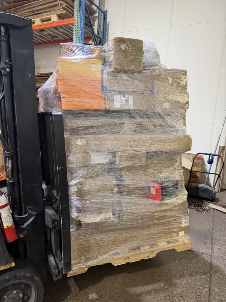 Thumbnail: E-Commerce Mixed Merchandise Pallets - Unmanifested