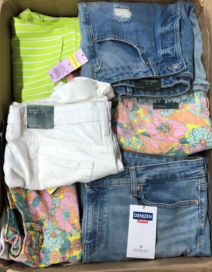 Thumbnail: Case Lots & Pallets of Assorted Women's Clothing - Shelf Pull Condition
