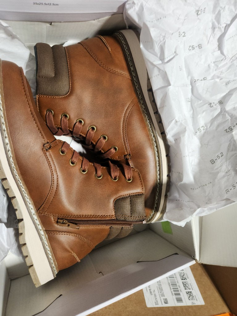 Thumbnail: Footwear Liquidation - 10 Pallets - 930 Pairs Boxed Shoes