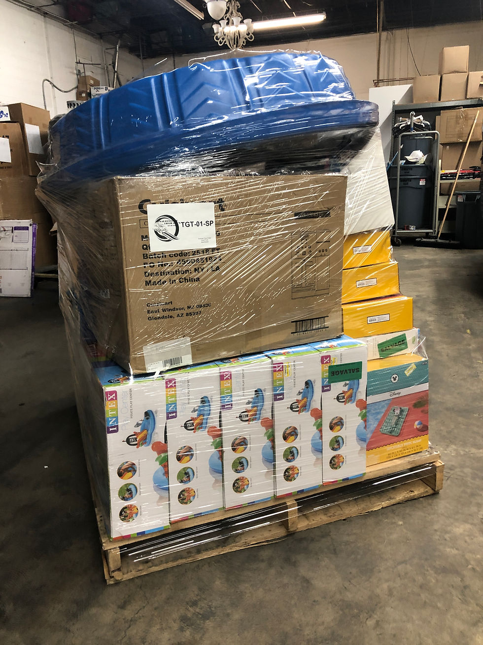 Thumbnail: Summer Pools & Outdoor Toys Pallet - Manifested - 111 Units - $2,036 Retail