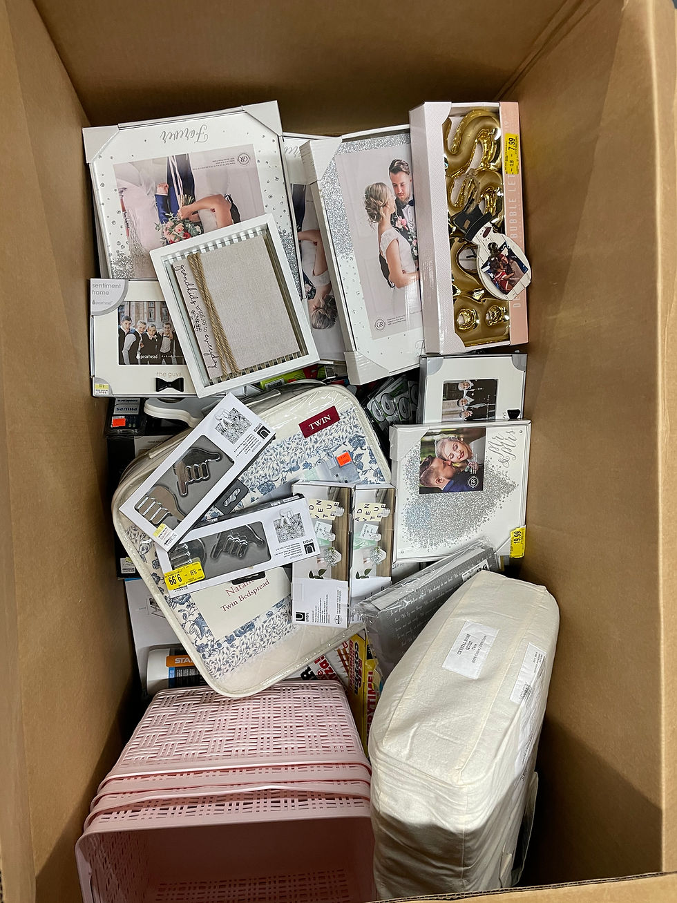 Thumbnail: B*D B*TH & B*YOND Pallet - 194 Units - $2,974 Original Retail - Store Stock