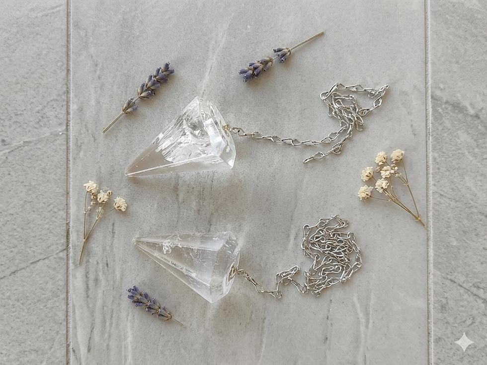 Miniatura: Pendulo de Cuarzo con cadena para radiestesia o meditación