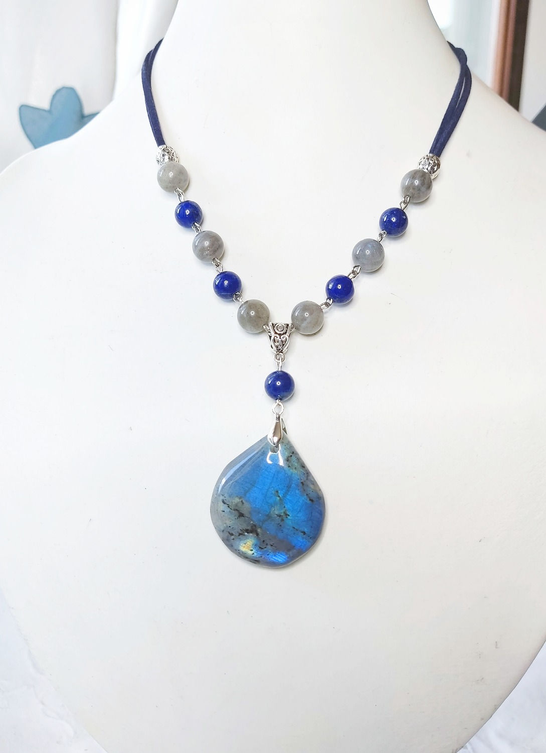 COLLAR LABRADORITA Y LAPISLAZULI