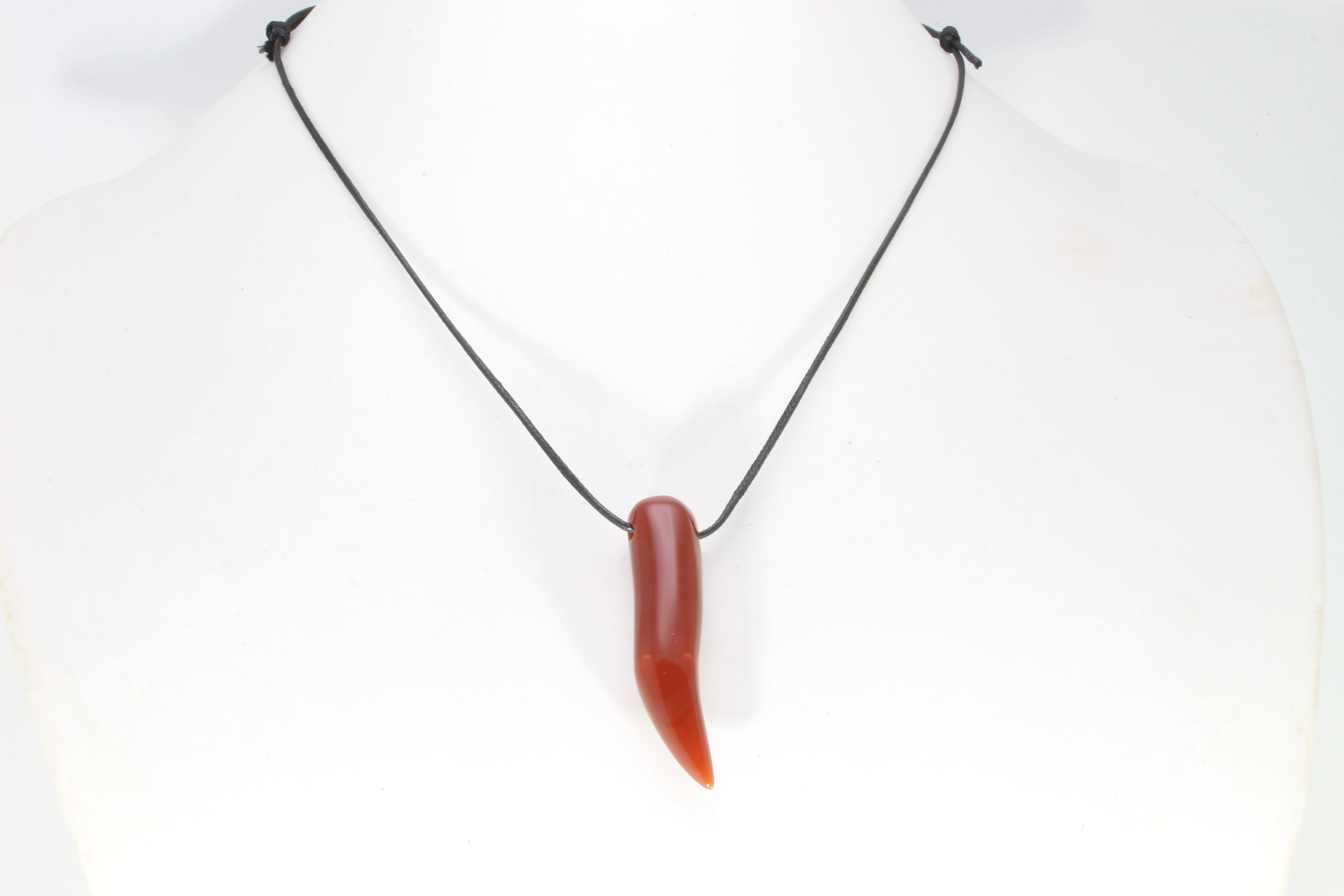 COLGANTE CORNALINA COLMILLO