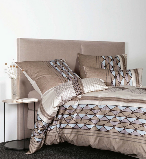 Bettwäsche, hochwertige Bettwäsche, massgeschneiderte Bettwäsche, Qualitätsbettwäsche, Wäsche, Schlafzimmer, Bett, Masstextilien