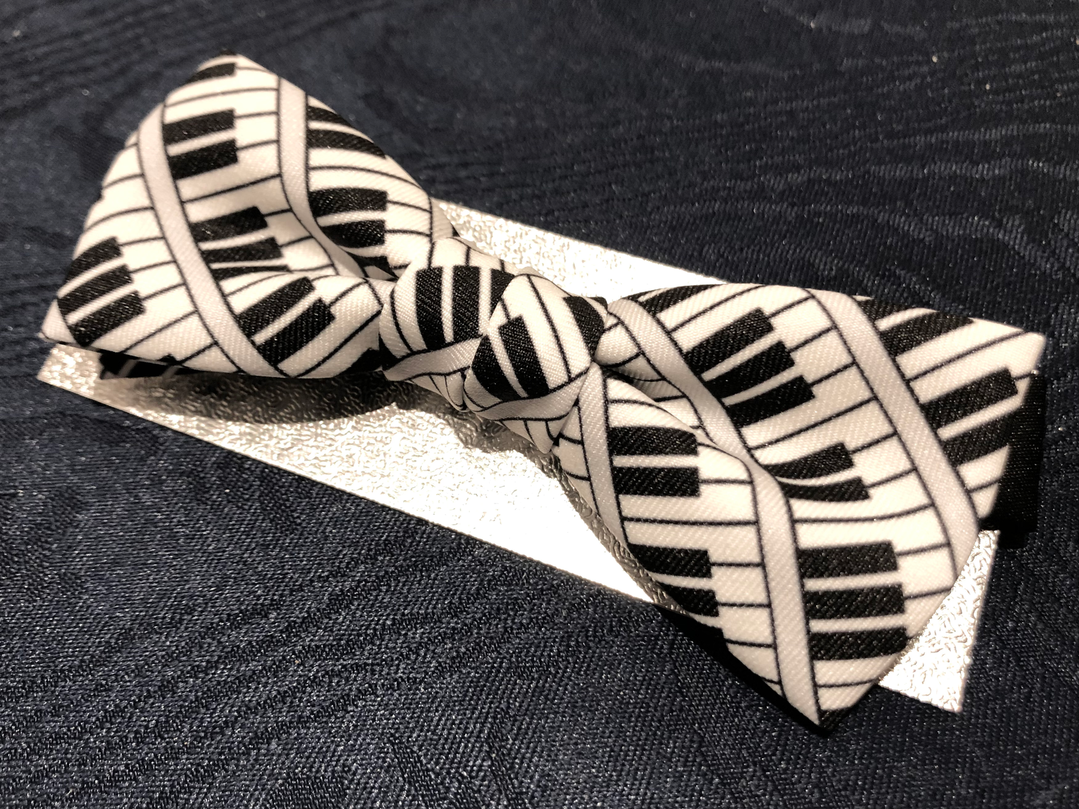 『ピアノの鍵 盤蝶ネクタイ』日本製