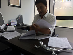Dr. Alfonso Escobar Arias.jpg