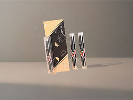 1.Highlight color: Apply to T-zone, forehead, apple cheeks, and chin; 2. Shadow color: Apply on the upper edge of the hairline, both sides of the bridge of the nose, the upper edge of the heel bone, and the edges of both sides of the chin; 3. Use your fingertips to evenly spread the dark and light colors until they fit closely.