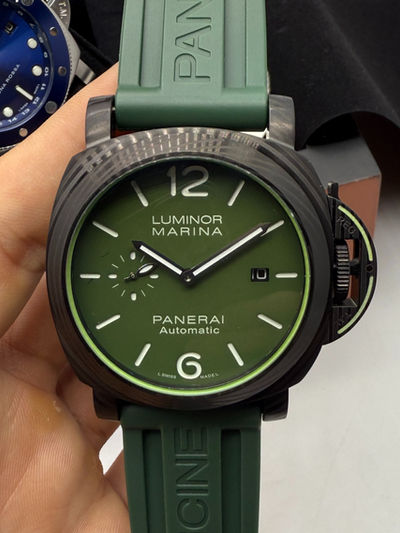 Panerai Luminor Marina 44mm Aço/OxBlack Mostrador Verde Pulseira Borracha
