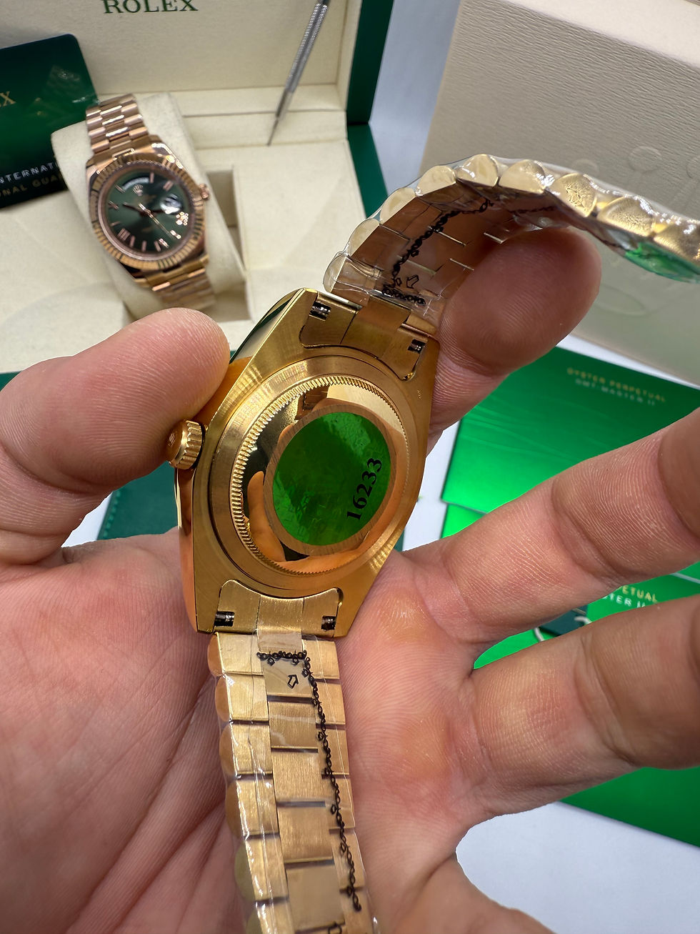 Miniatura: Rolex Day-Date Presidente 40mm Dourado Mostrador Branco