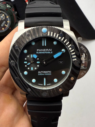 Panerai Luminor Submersible Carbotech 47mm Aço Mostrador Preto