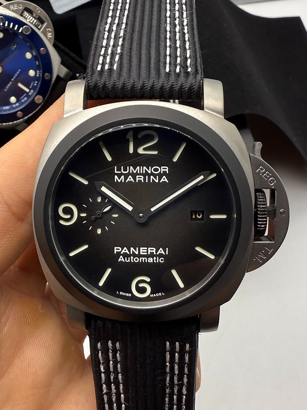 Panerai Luminor Marina 44mm Aço Mostrador Preto Gradiente Pulseira Nylon