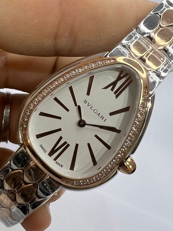 Bvlgari SERPENTI SEDUTTORI 33mm Aço/Rosè - Mostrador Branco - Bezel Crav